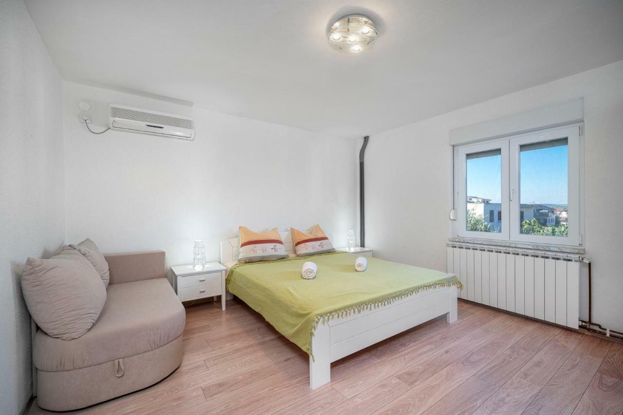 Apartmani Pataca Vodice Kültér fotó