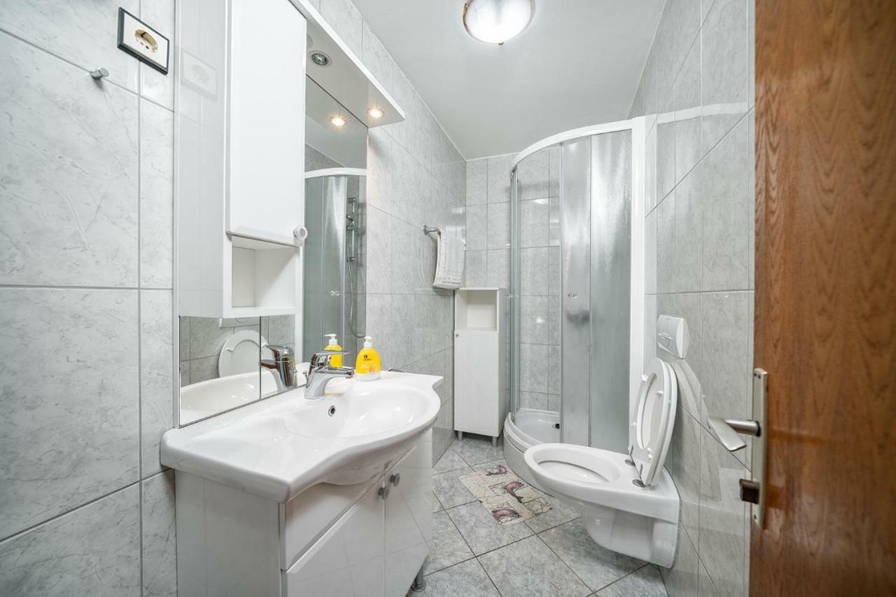 Apartmani Pataca Vodice Kültér fotó